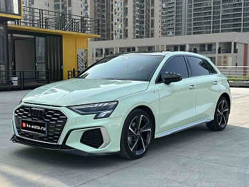 Audi A3, 2022г, передний привод, робот