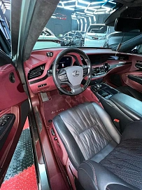 Lexus LS, 2018г, полный привод, автомат