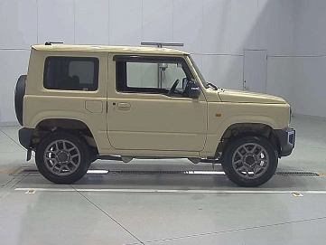 Suzuki Jimny, 2021г, полный привод, механика