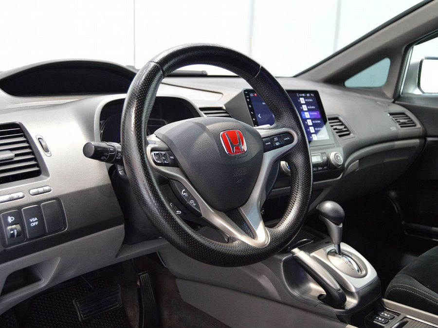 Honda Civic, 2008г., передний привод, вариатор