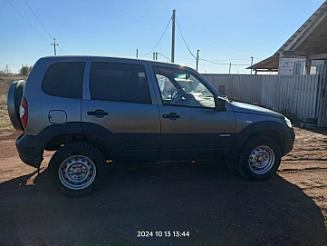 Chevrolet Niva, 2012г, полный привод, механика