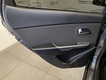 Kia Rio, 2015г, передний привод, механика