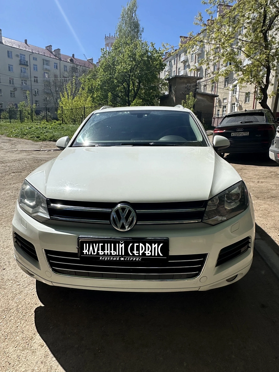 Volkswagen Touareg, 2014г., полный привод, автомат