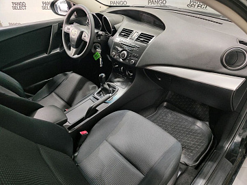 Mazda , 2011г., передний привод, механика