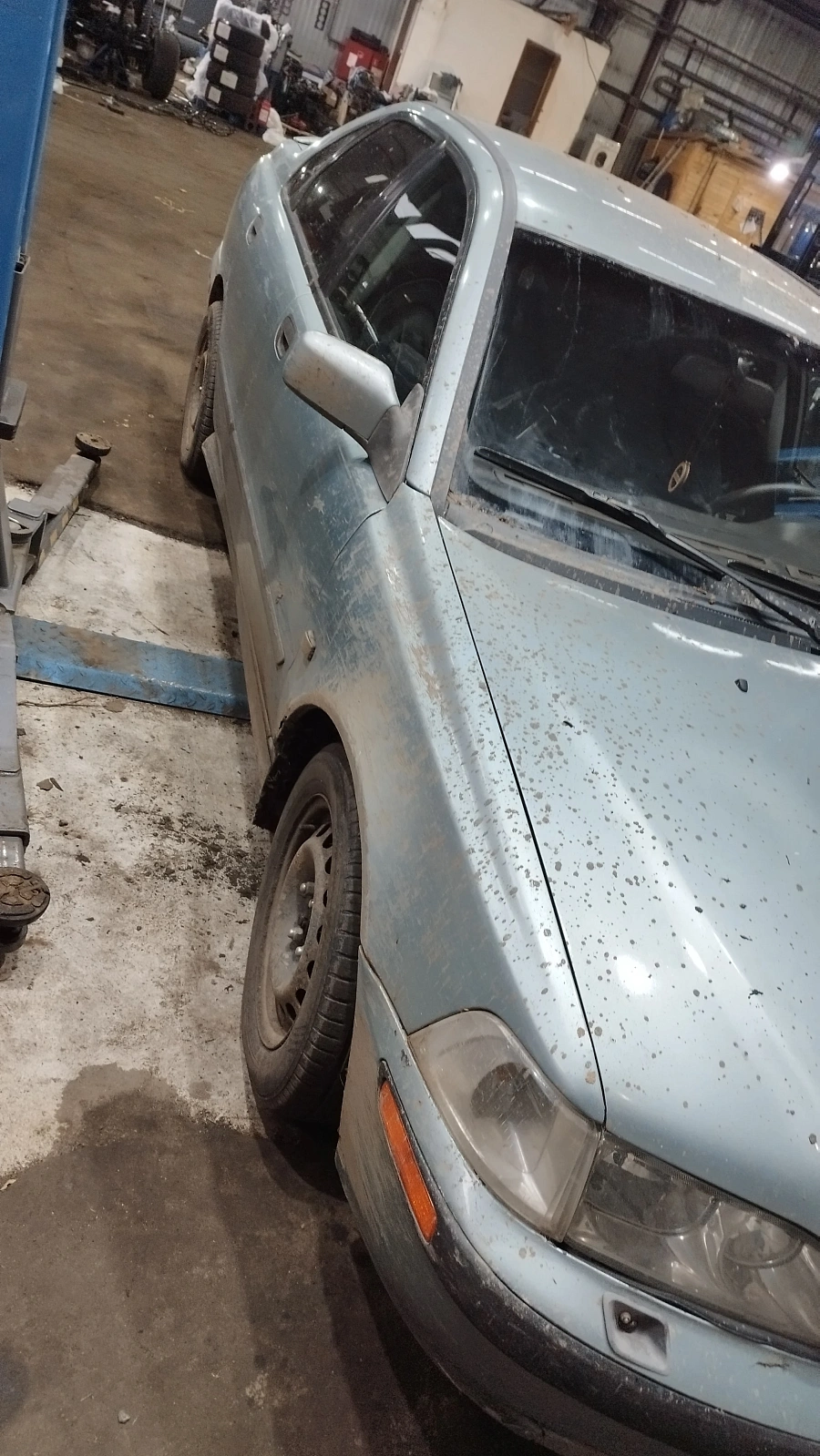 Volvo S40, 2003г., передний привод, механика