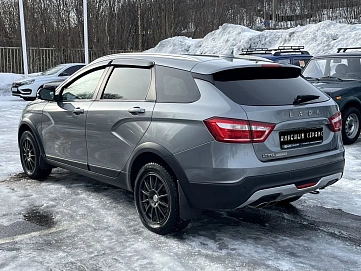 Lada (ВАЗ) Vesta, 2018г, передний привод, механика