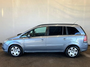 Opel Zafira, 2006г, передний привод, механика