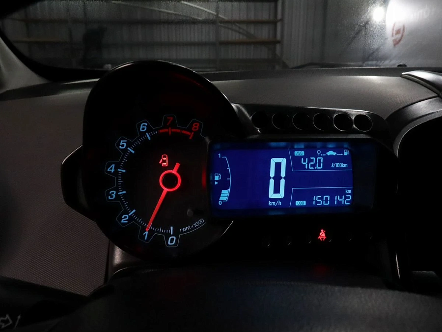 Chevrolet Aveo, 2013г., передний привод, механика