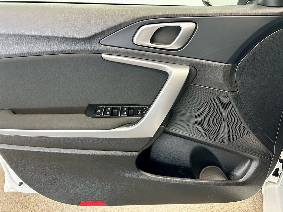 Kia Ceed, 2020г., передний привод, автомат