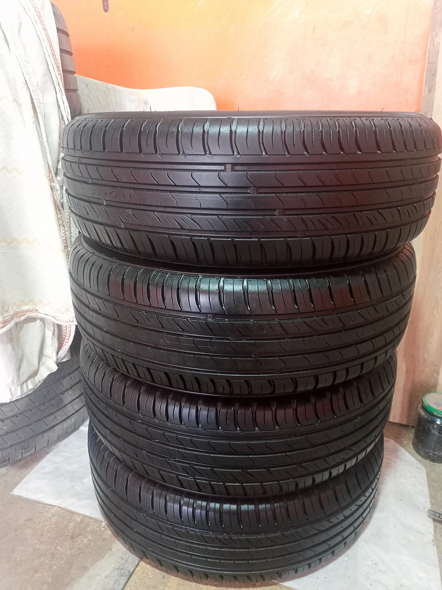 Honda Fit, 2015г., передний привод, вариатор