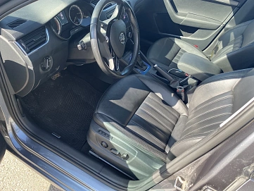 Skoda Octavia, 2018г, передний привод, робот