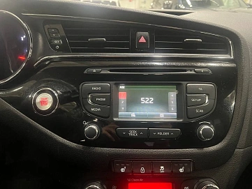 Kia Ceed, 2015г, передний привод, робот