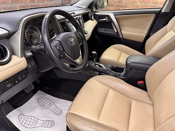 Toyota RAV4, 2014г, полный привод, автомат