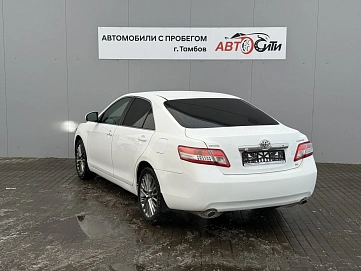 Toyota Camry, 2011г, передний привод, автомат