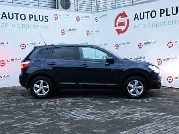 Nissan Qashqai, 2011г, передний привод, вариатор