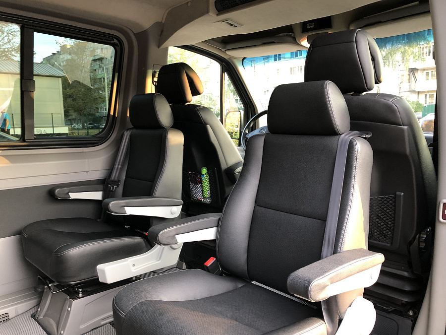 Mercedes-Benz V-Класс, 2016г., задний привод, автомат