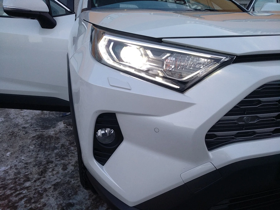 Toyota RAV4, 2020г., полный привод, автомат