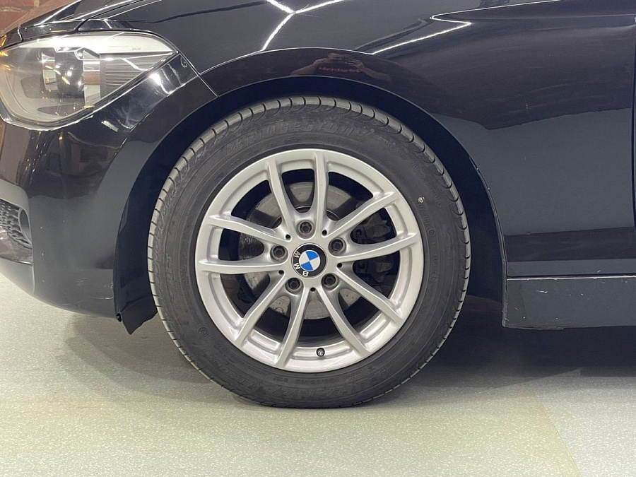 BMW 1 серии, 2013г., задний привод, автомат