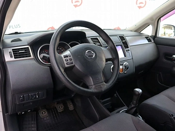 Nissan Tiida, 2008г, передний привод, механика