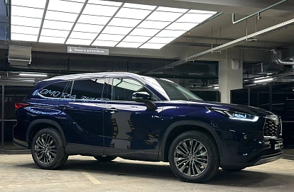 Toyota Highlander, 2025г, полный привод, автомат