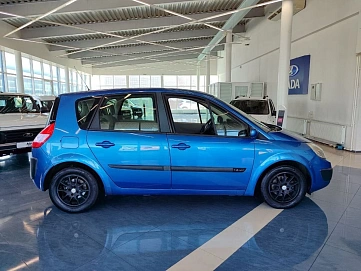 Renault Scenic, 2004г, передний привод, механика