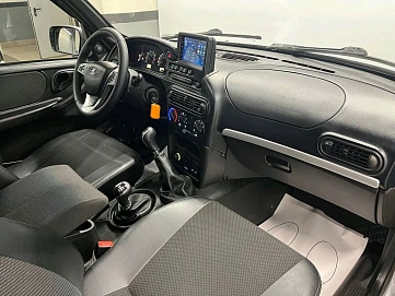 Chevrolet Niva, 2013г, полный привод, механика