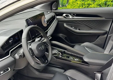 Geely Coolray, 2025г, передний привод, робот