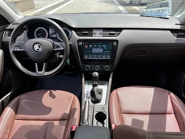 Skoda Octavia, 2019г, передний привод, робот