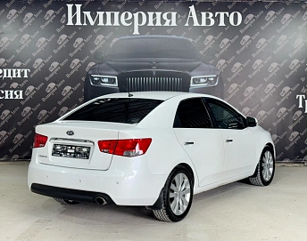 Kia Cerato, 2012г, передний привод, автомат