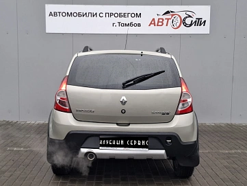 Renault , 2012г., передний привод, механика