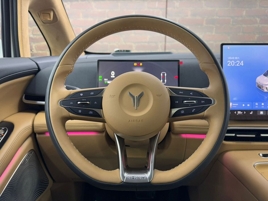 Voyah Dream, 2024г., полный привод, автомат