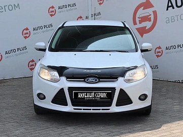 Ford Focus, 2013г, передний привод, механика