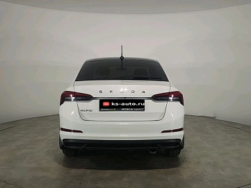 Skoda Rapid, 2021г, передний привод, робот
