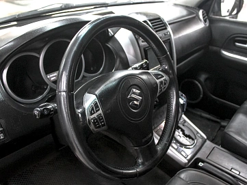 Suzuki Grand Vitara, 2010г, полный привод, автомат