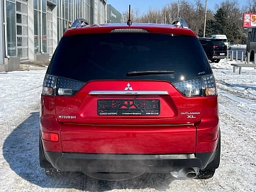 Mitsubishi Outlander, 2008г, полный привод, вариатор