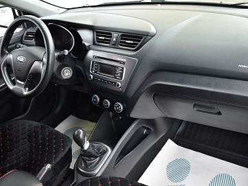 Kia Rio, 2015г., передний привод, механика