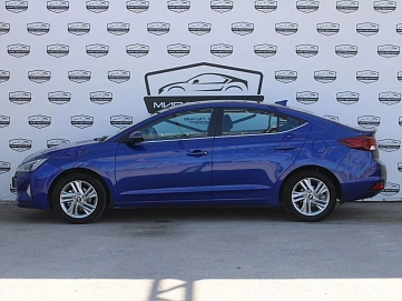 Hyundai Elantra, 2019г, передний привод, автомат