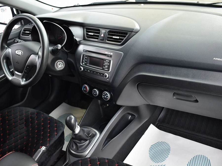 Kia Rio, 2015г., передний привод, механика