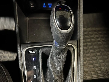 Hyundai Solaris, 2017г, передний привод, автомат