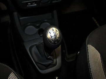 Renault Dokker, 2019г, передний привод, механика