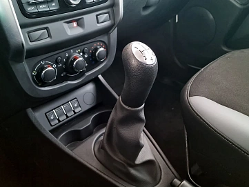 Lada (ВАЗ) , 2022г., передний привод, механика