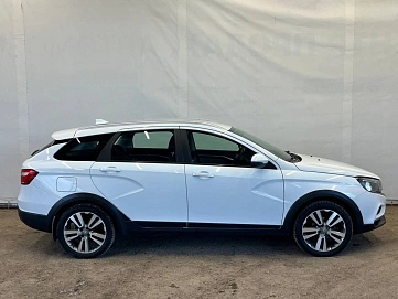 Lada (ВАЗ) , 2017г., передний привод, механика