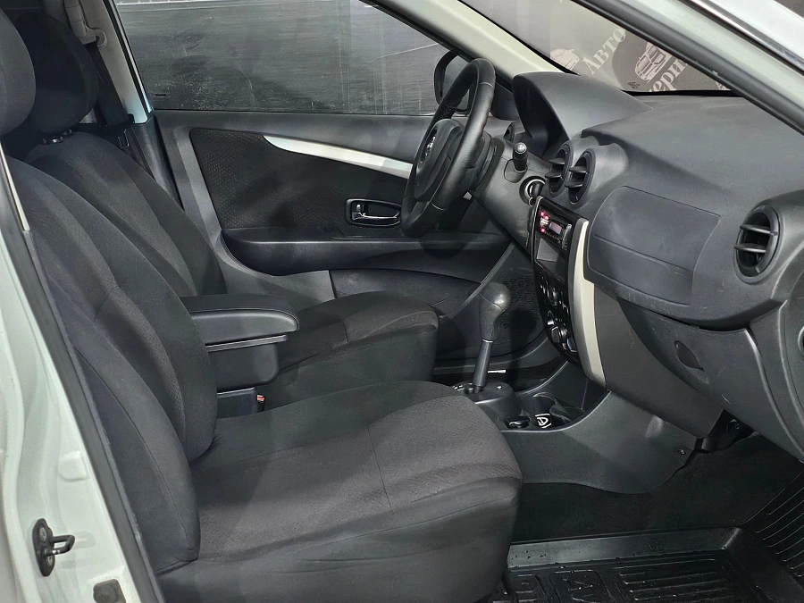 Nissan Almera, 2018г., передний привод, автомат