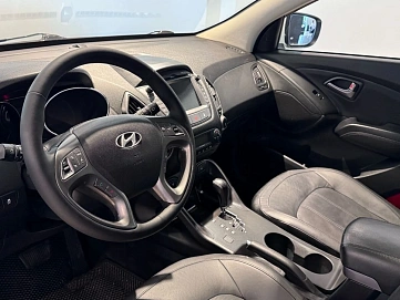 Hyundai ix35, 2013г, передний привод, автомат