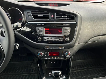 Kia Ceed, 2014г, передний привод, автомат