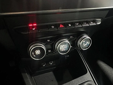 Renault Arkana, 2019г, передний привод, автомат