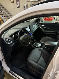 Hyundai Santa Fe, 2016г, полный привод, автомат