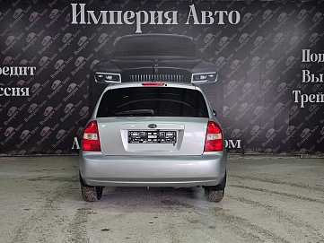 Kia Cerato, 2006г, передний привод, механика