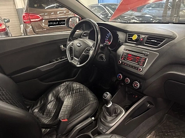 Kia Rio, 2015г, передний привод, механика