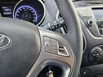 Hyundai ix35, 2010г, полный привод, автомат